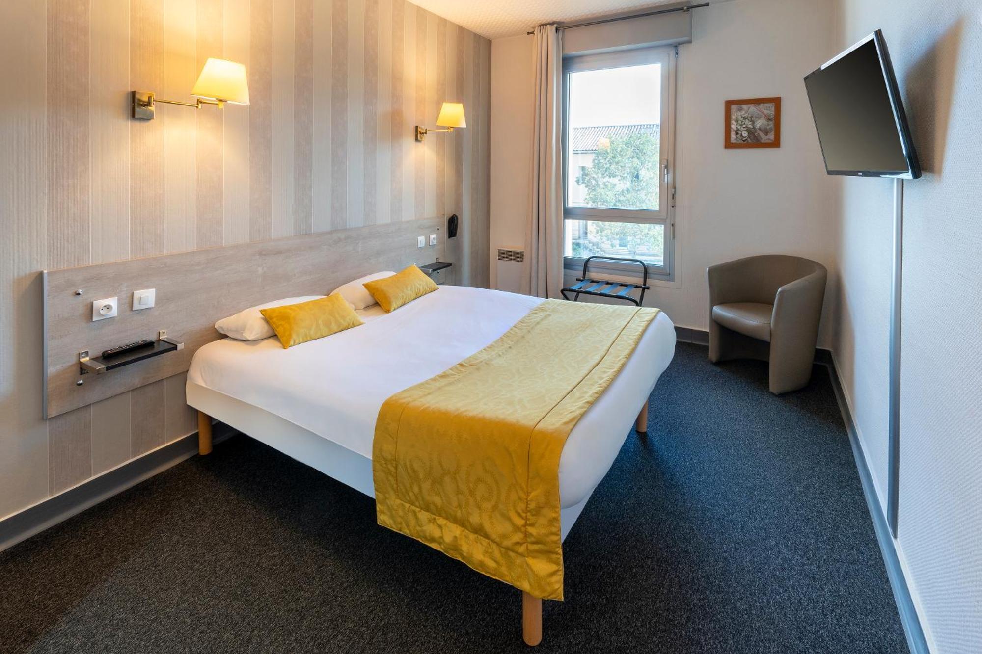 Sure Hotel By Best Western Angoulême Buitenkant foto