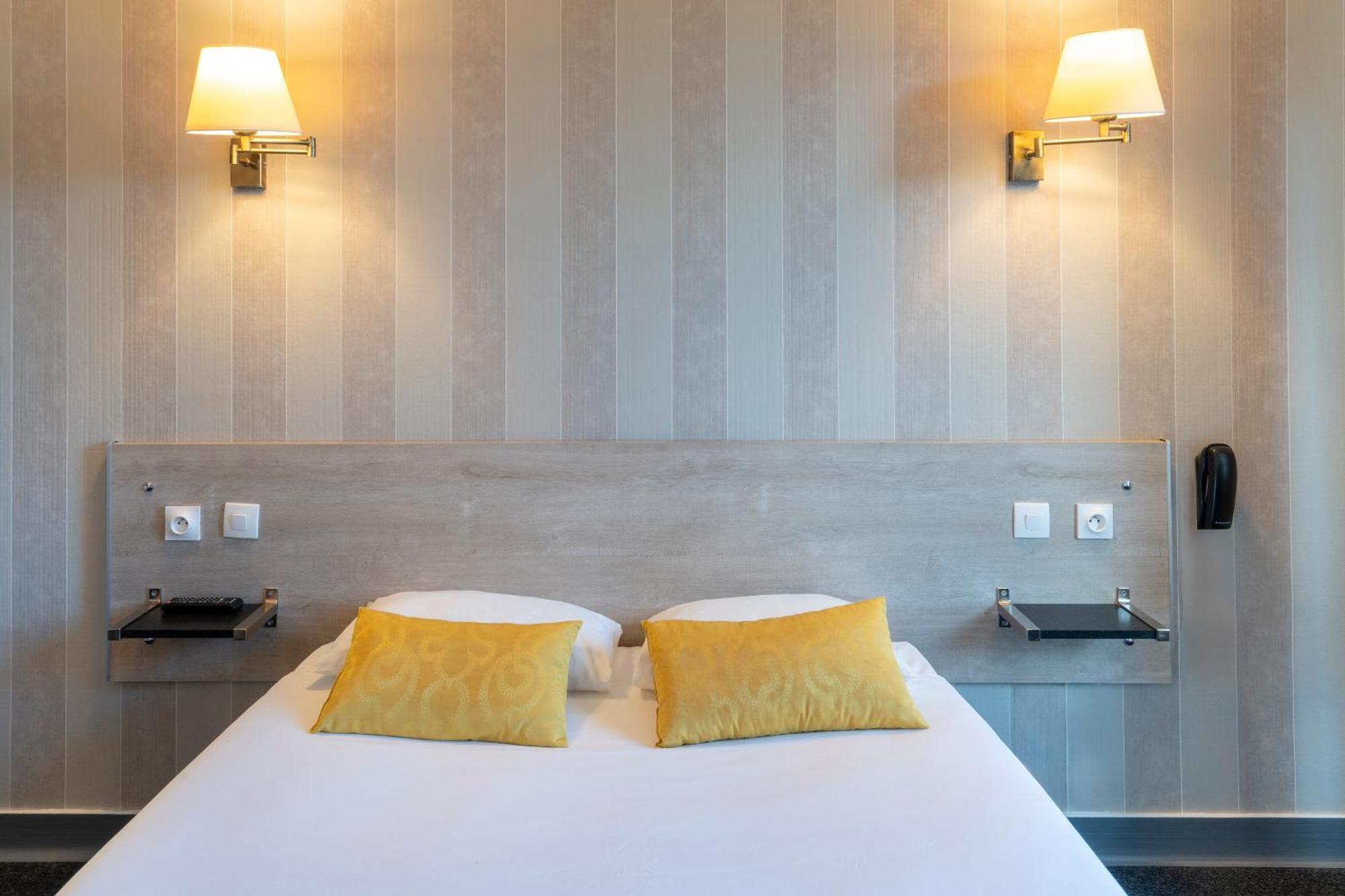 Sure Hotel By Best Western Angoulême Buitenkant foto